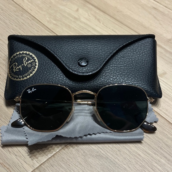 Ray-Ban Accessories - Ray-Ban Gold and Black Sunglasses